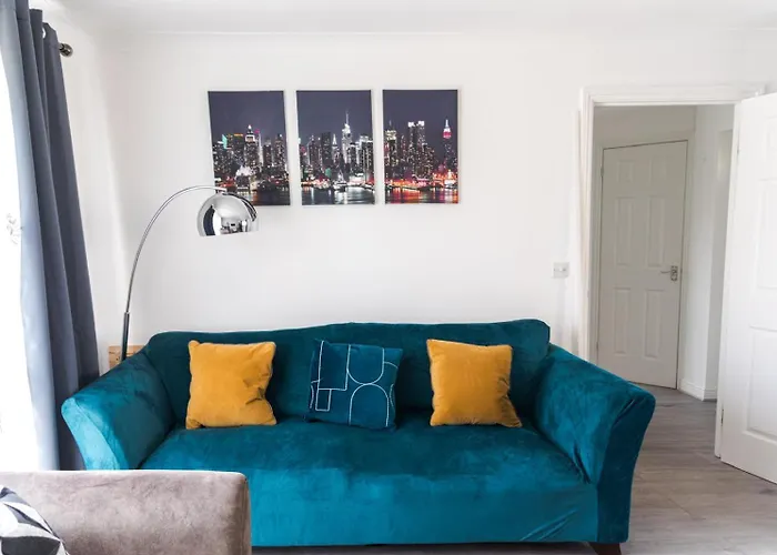 Barking Leisure And Contractor Stays